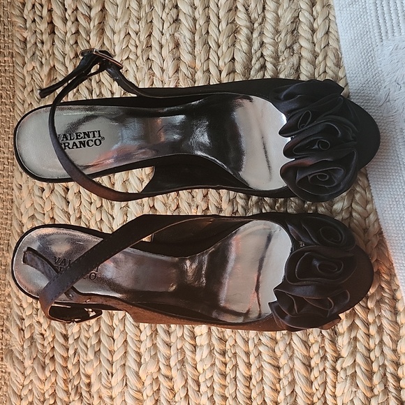 Satin Evening Gown Shoes size 8 Black - Picture 3 of 4